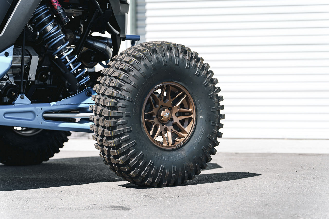 2024 Polaris RZR Pro R - KMC UTV RADAR - Bronze | MSA Wheels